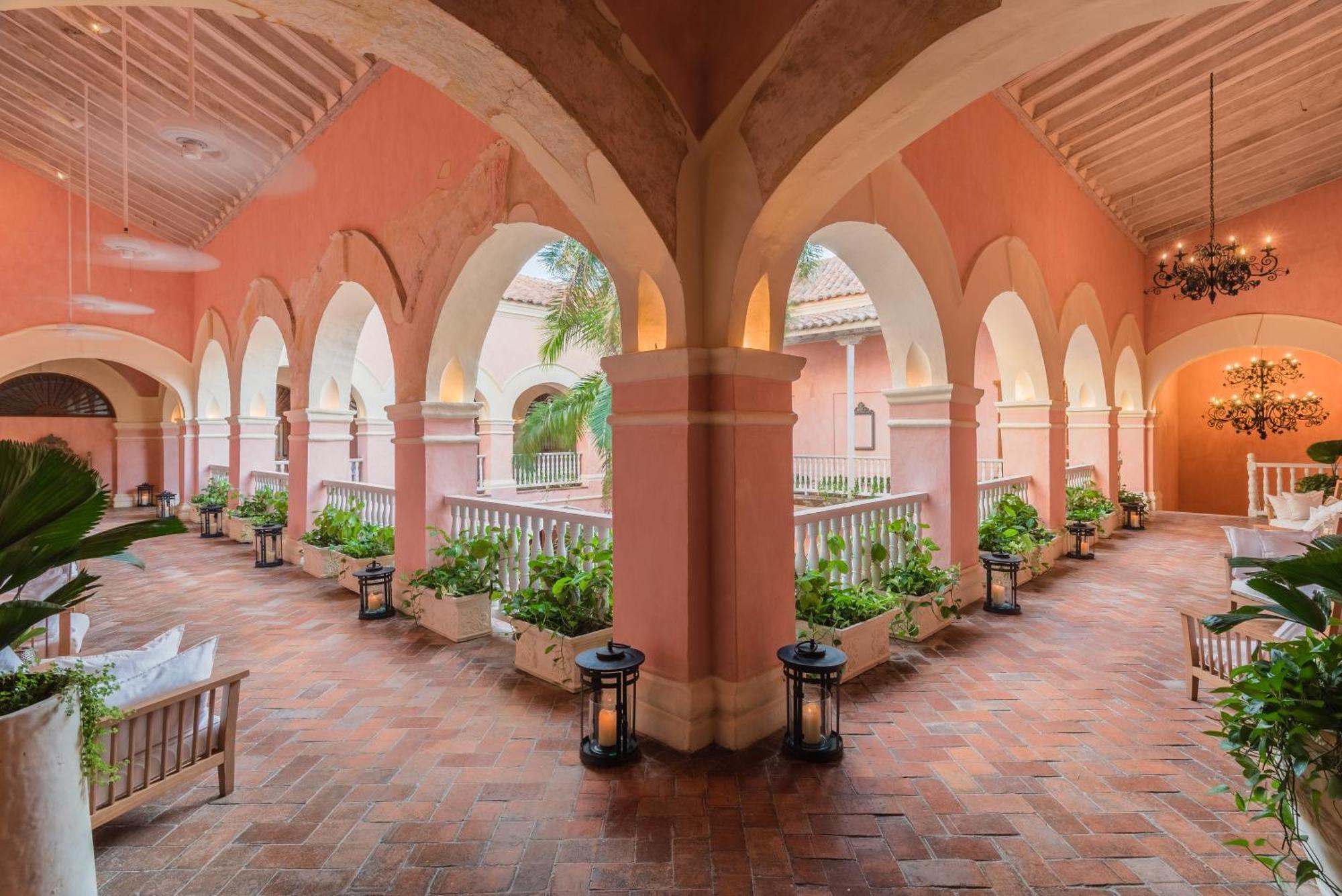 Hotel Charleston Santa Teresa 5*