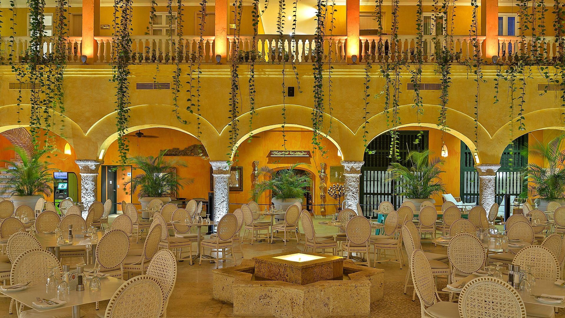 Charleston Santa Teresa Hotel